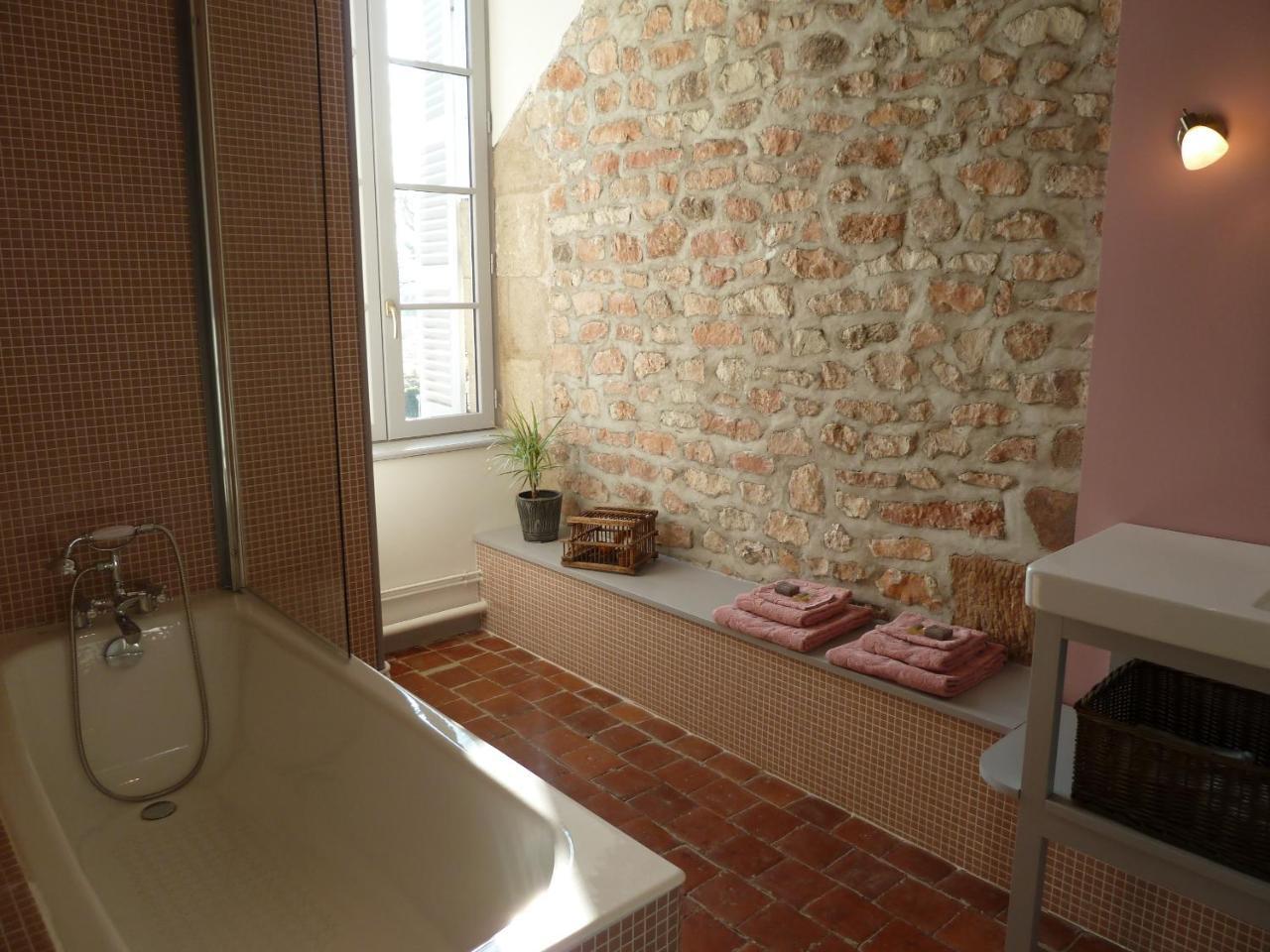 Chateau De Clusors Saint-Menoux Екстериор снимка